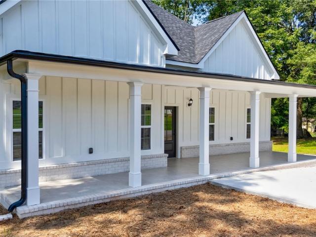 House for sale in Comer, Georgia