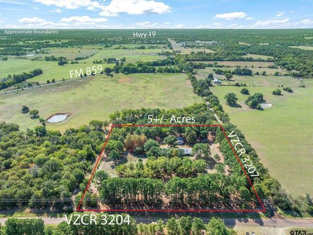 House for sale in Wills Point, Texas