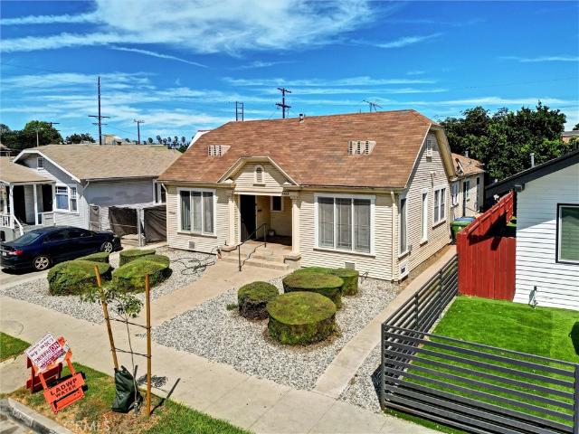 House for sale in Canoga Park, California