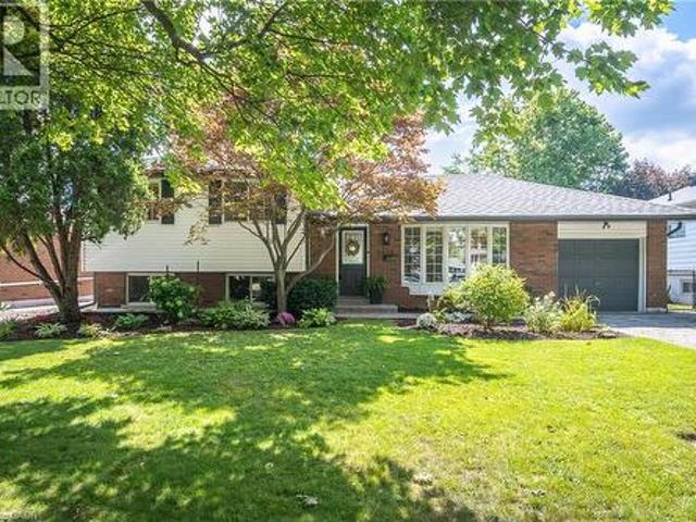 House for sale in Burlington, Ontario