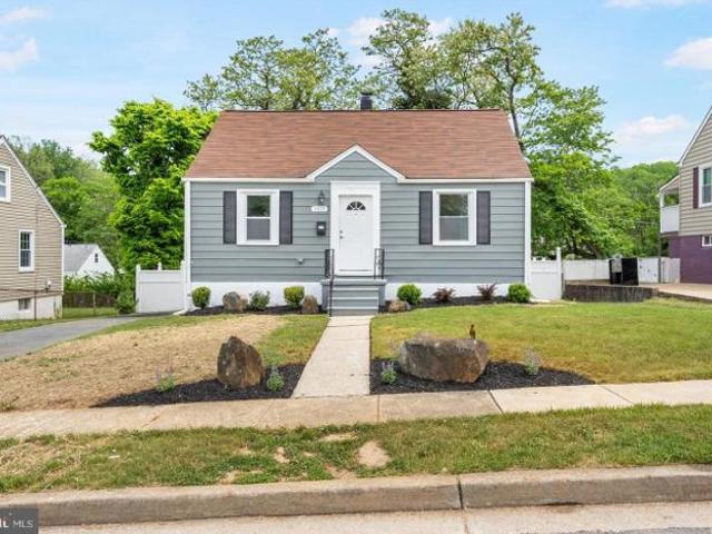 House for sale in Gibsonton, Maryland