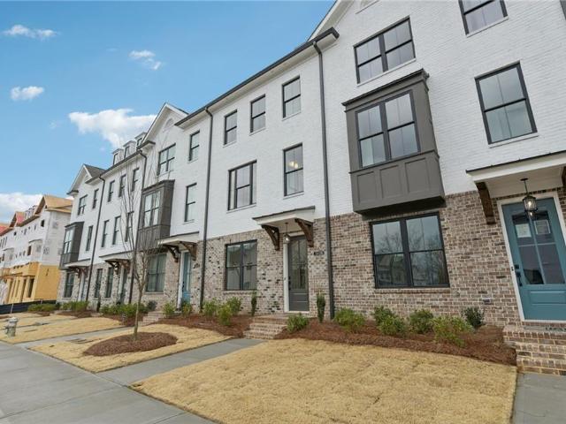 Townhouse for sale in Buford, Georgia
