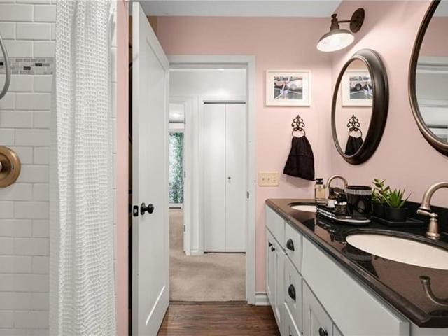 Condo for sale in Hennepin, Minnesota