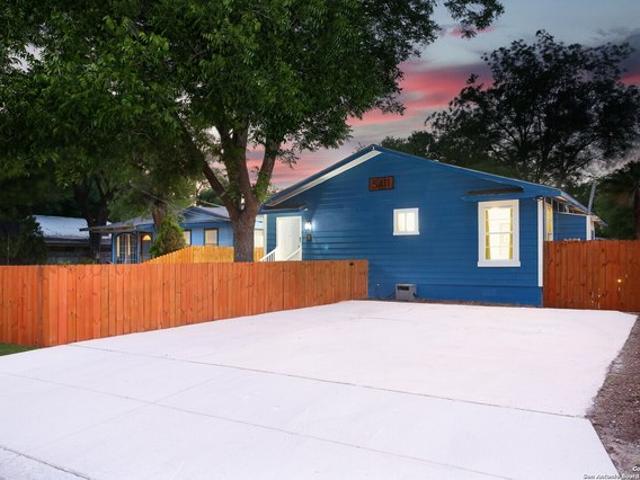House for sale in Leesville, Texas