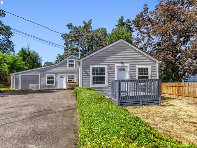 Townhouse for sale in Oregonia