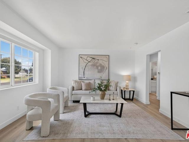 House for sale in Hawthorne, California