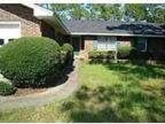 House for rent in Lake Park