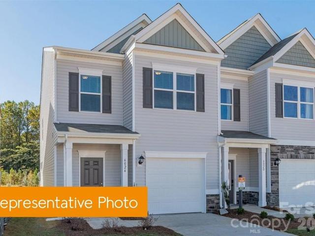 Townhouse for sale in Charlotte, Mecklenburg County