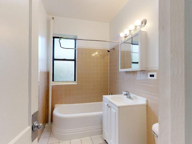 Apartment for rent in Chicago Park, Illinois