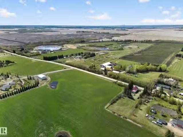 House for sale in Strathcona County, Alberta