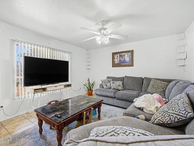 Townhouse for sale in Glendale, Arizona