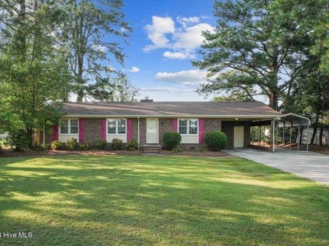 House for sale in Pikeville, North Carolina