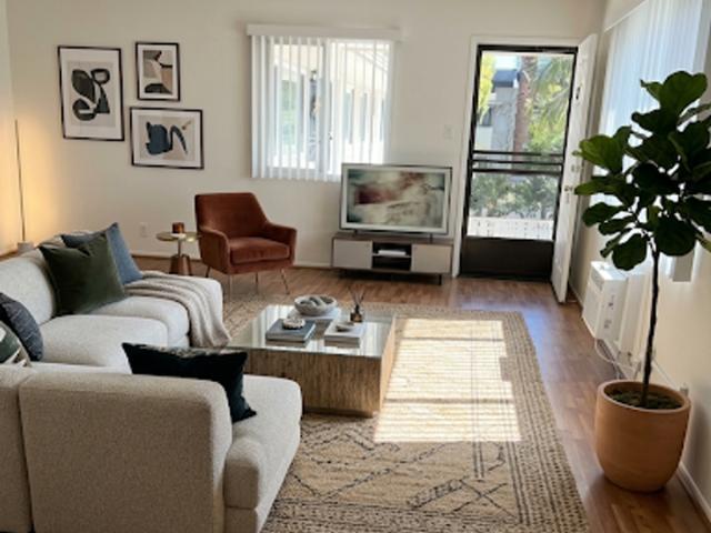 Apartment for rent in Glendale, California