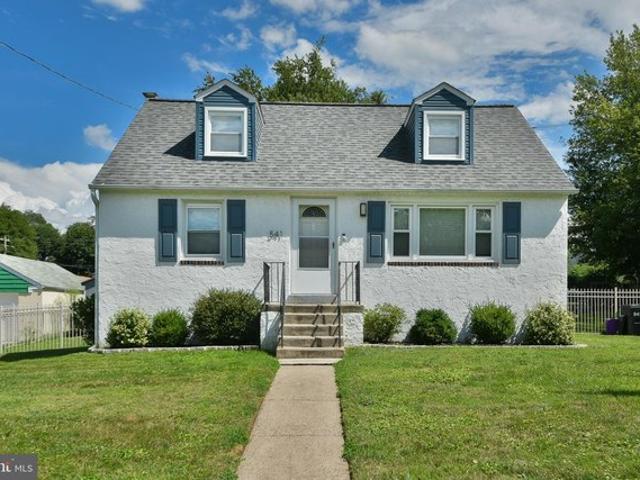 House for sale in Feasterville-Trevose, Lower Southampton Township