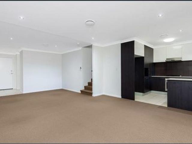 Townhouse for rent in Fernbrook, Queensland