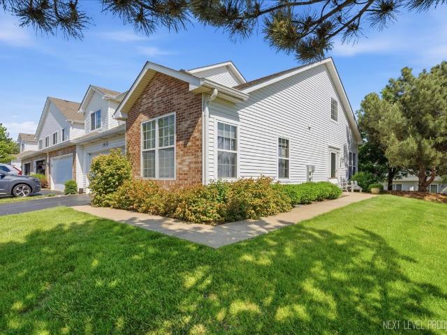 Townhouse for sale in Sugar Grove, Illinois