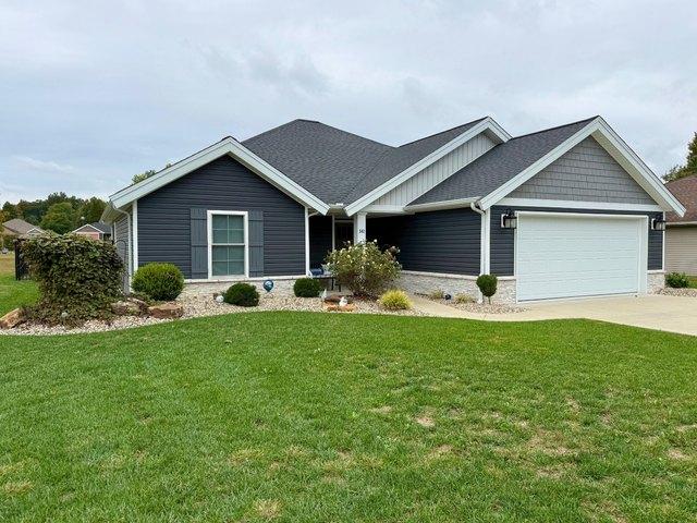 House for sale in Santa Claus, Spencer County