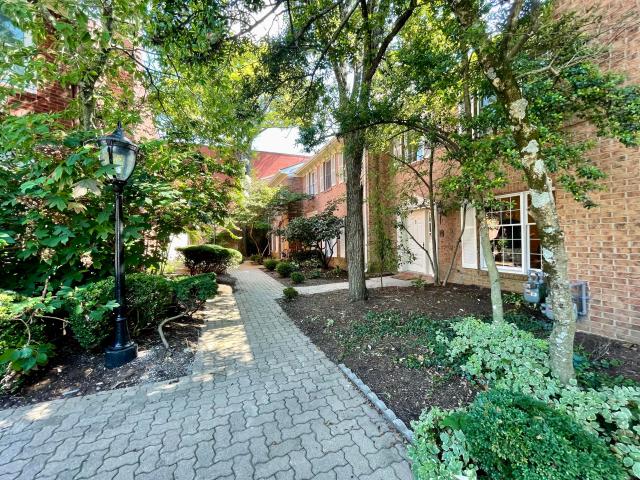 Townhouse for sale in Lexington, Kentucky