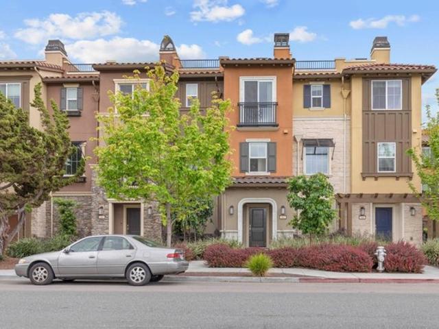 Townhouse for sale in Mountain View, California
