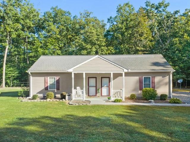House for sale in Urbanna, Middlesex County