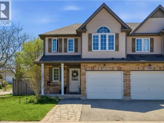 Townhouse for rent in Waterloo, Southwestern Ontario