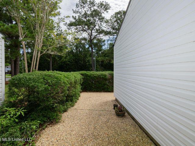 House for sale in Diamondhead, Mississippi