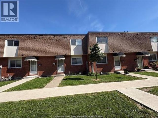 Townhouse for rent in East Windsor, Windsor