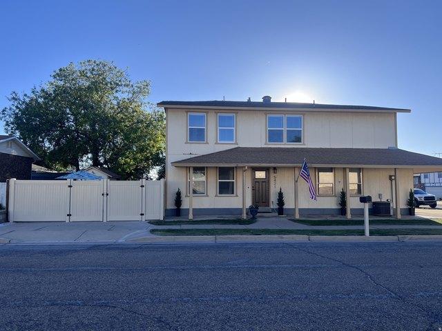 Townhouse for sale in Roy, Utah