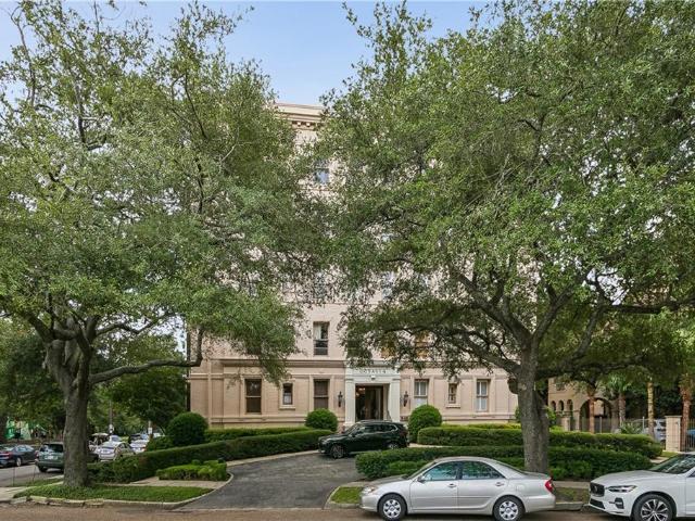 Condo for sale in New Orleans, Louisiana