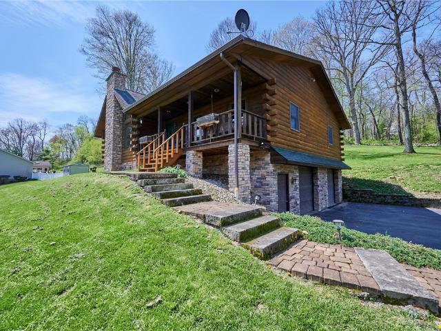 House for sale in Bakerstown, Pennsylvania