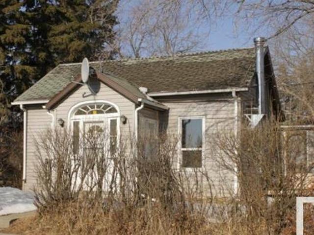 House for sale in Edmonton