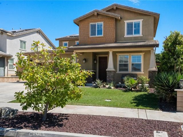 House for sale in Fontana, San Bernardino County