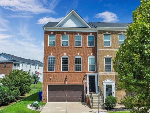 Townhouse for sale in White Plains, Maryland
