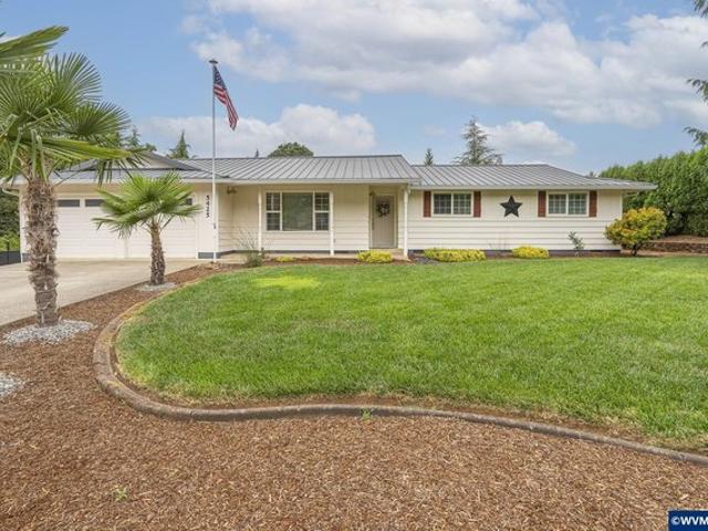 House for sale in Oregonia