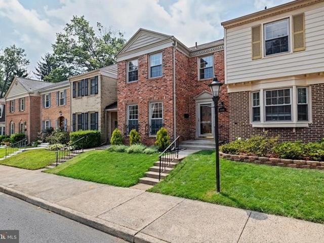 Townhouse for sale in Fairfax, Virginia