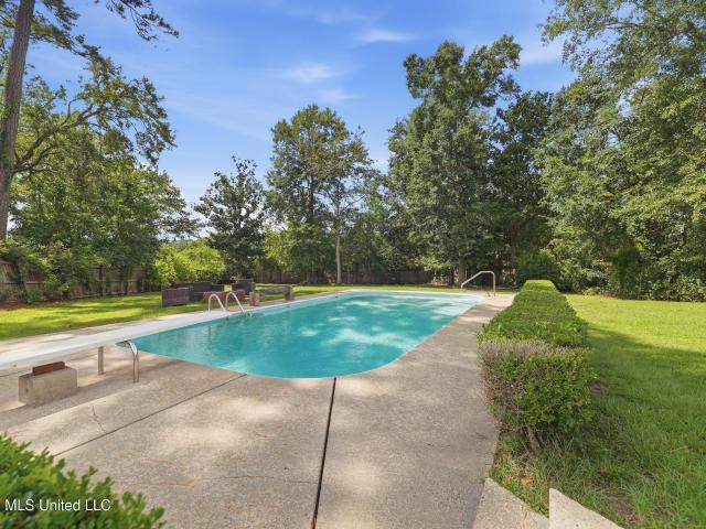House for sale in Diamondhead, Mississippi