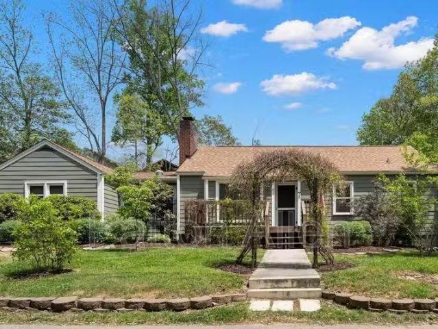 House for rent in Asheville