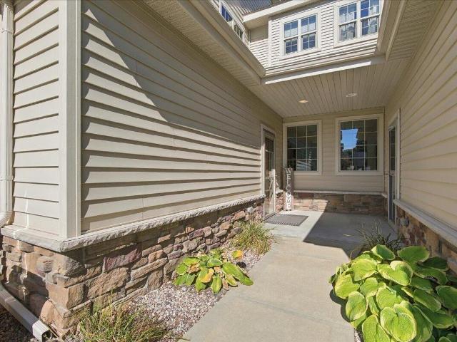 Condo for sale in Slinger, Washington County