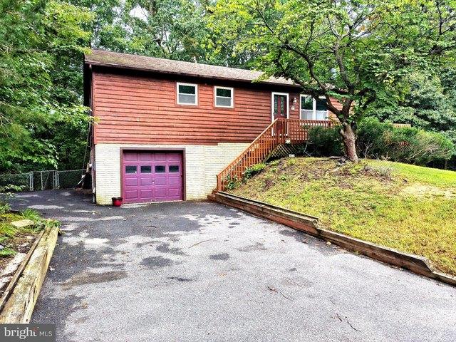 House for sale in Lusby, Maryland