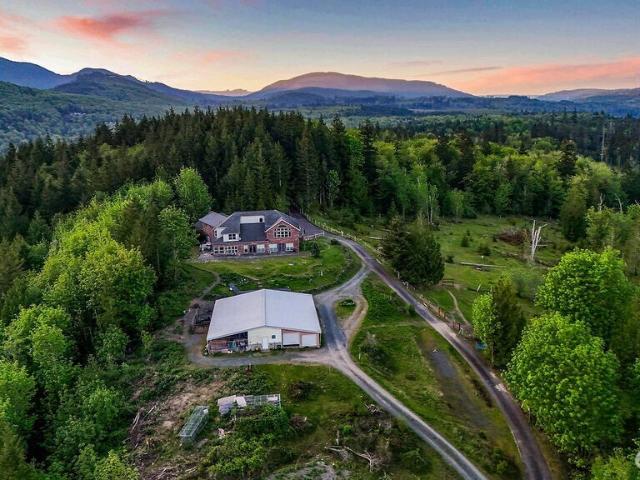 House for sale in Quilcene, Washington