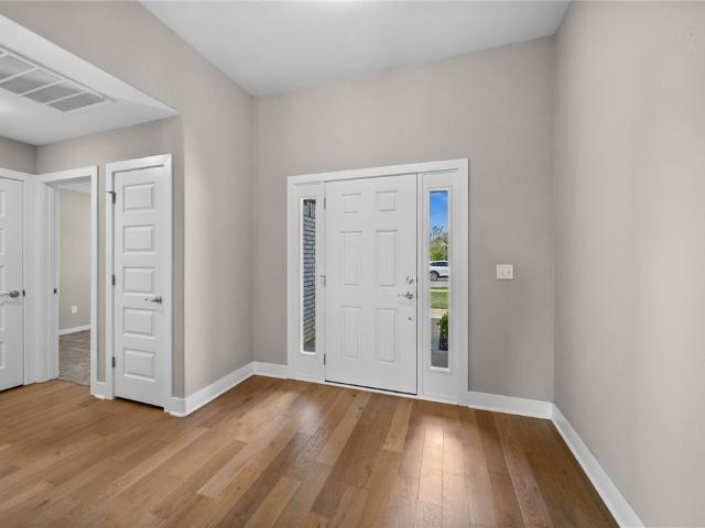 House for sale in Farmington, Washington County