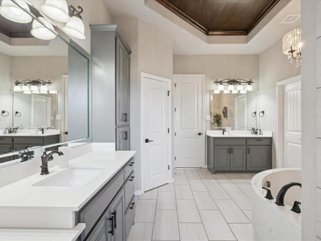 House for sale in Ellis, Texas