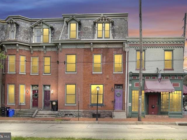 Townhouse for sale in Harrisburg, Pennsylvania