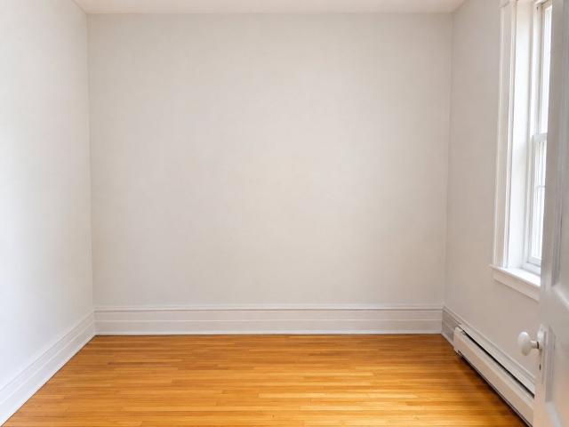 Apartment for rent in St. Leonard's, Quebec