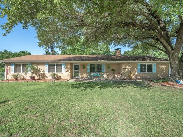 House for sale in Edgewood, Texas