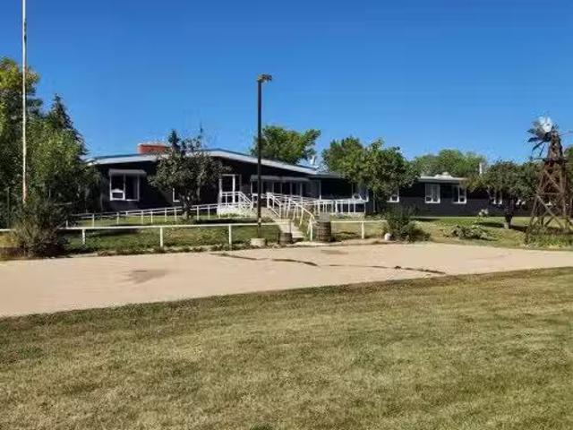 House for sale in Bashaw, Town of Bashaw