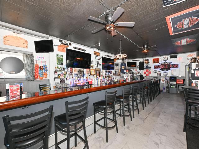 Commercial for sale in West Allis, Wisconsin