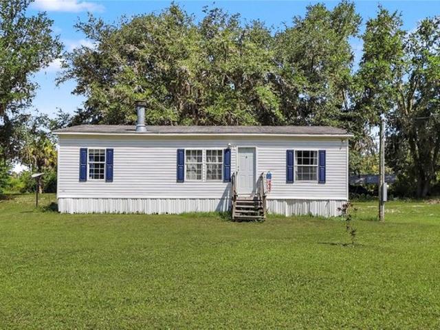 House for sale in Anthony, Florida
