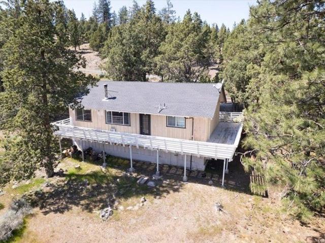 House for sale in Weed, California