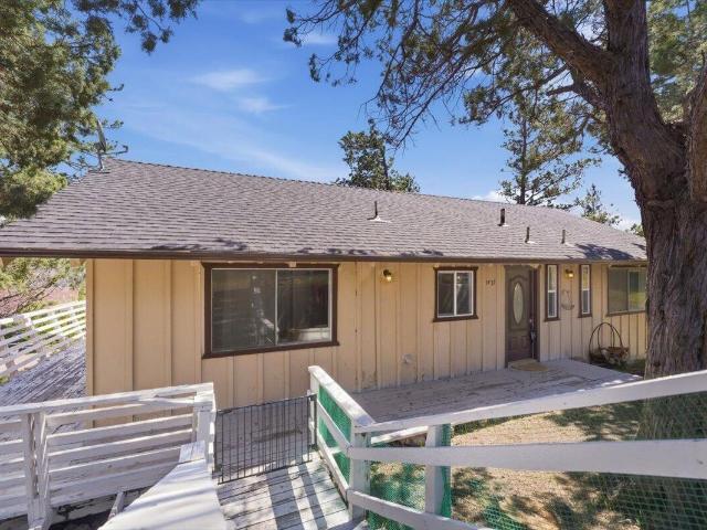 House for sale in Weed, California